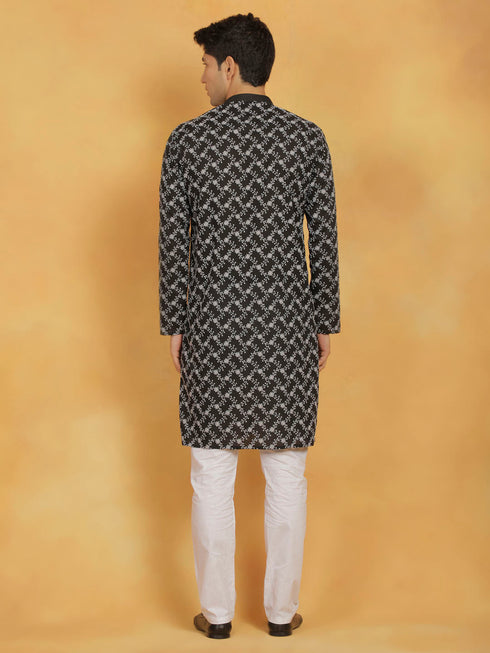 Vastramay Men's Black And White Cotton Kurta And Pyjama Set